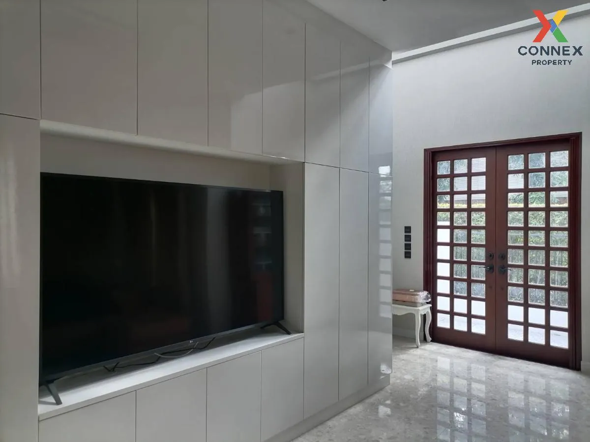 ขายบ้าน  แกรนด์ บางกอก บูเลอวาร์ด พระราม 9 – ศรีนครินทร์ สะพานสูง