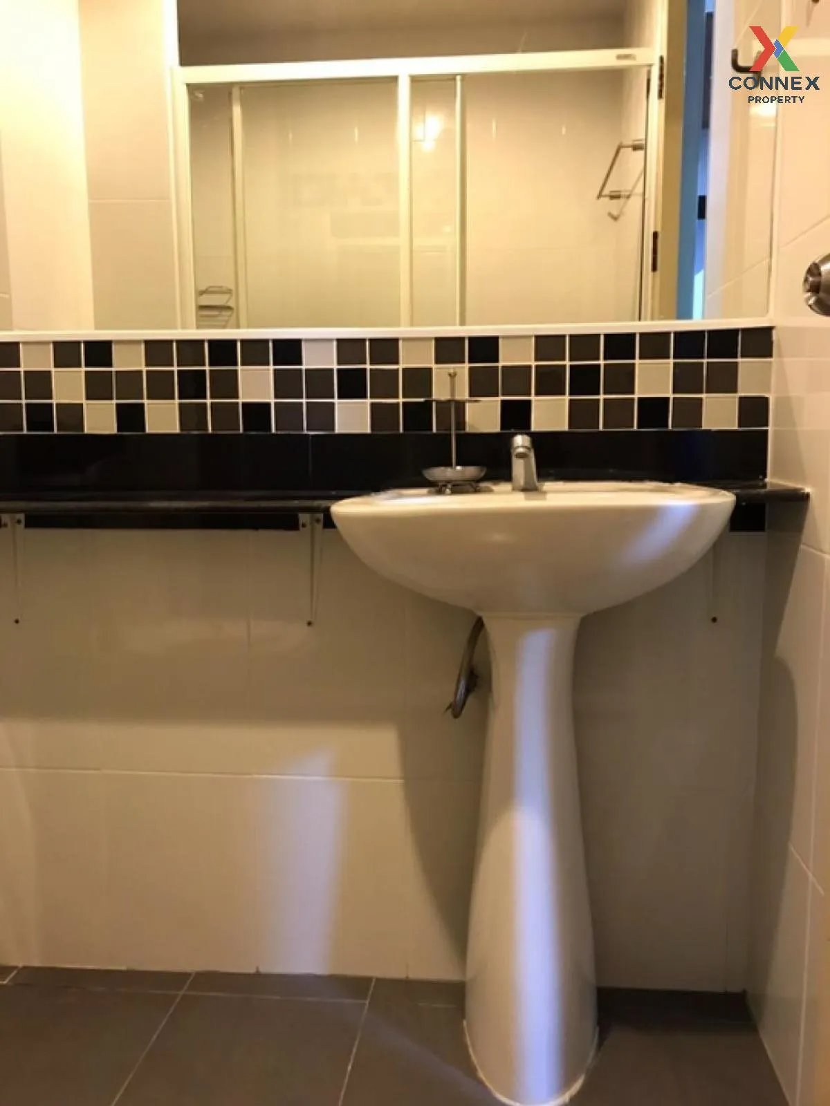 ขายคอนโด  รีเจ้นท์ โฮม 20 ประชาชื่น 16 MRT-เตาปูน บางซื่อ เขต บาง