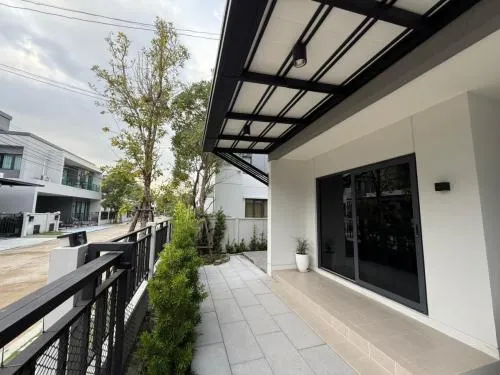 ขายบ้าน  เซนโทร บางนา บางแก้ว บางพลี สมุทรปราการ CX-111537 ขายบ้าน  เซนโทร บางนา บางแก้ว บางพลี สมุทรปราการ CX-111537