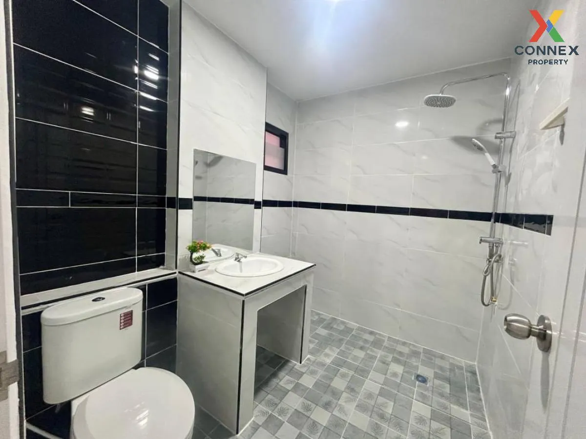 For Sale Townhouse/Townhome  , Baan Nanthicha 3/8 , corner unit , For Sale Townhouse/Townhome  , Baan Nanthicha 3/8 , corner unit ,