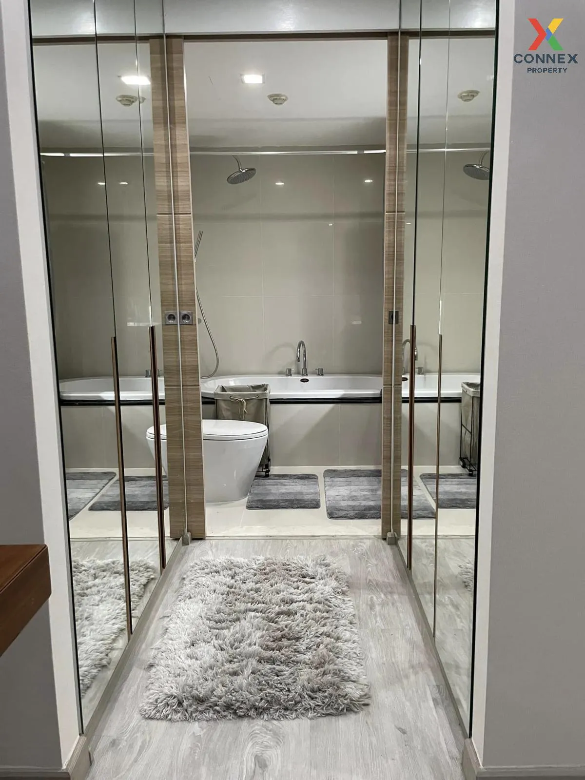 For Sale Condo , O2 Hip , Lumpini , Pathum Wan , Bangkok , CX-111