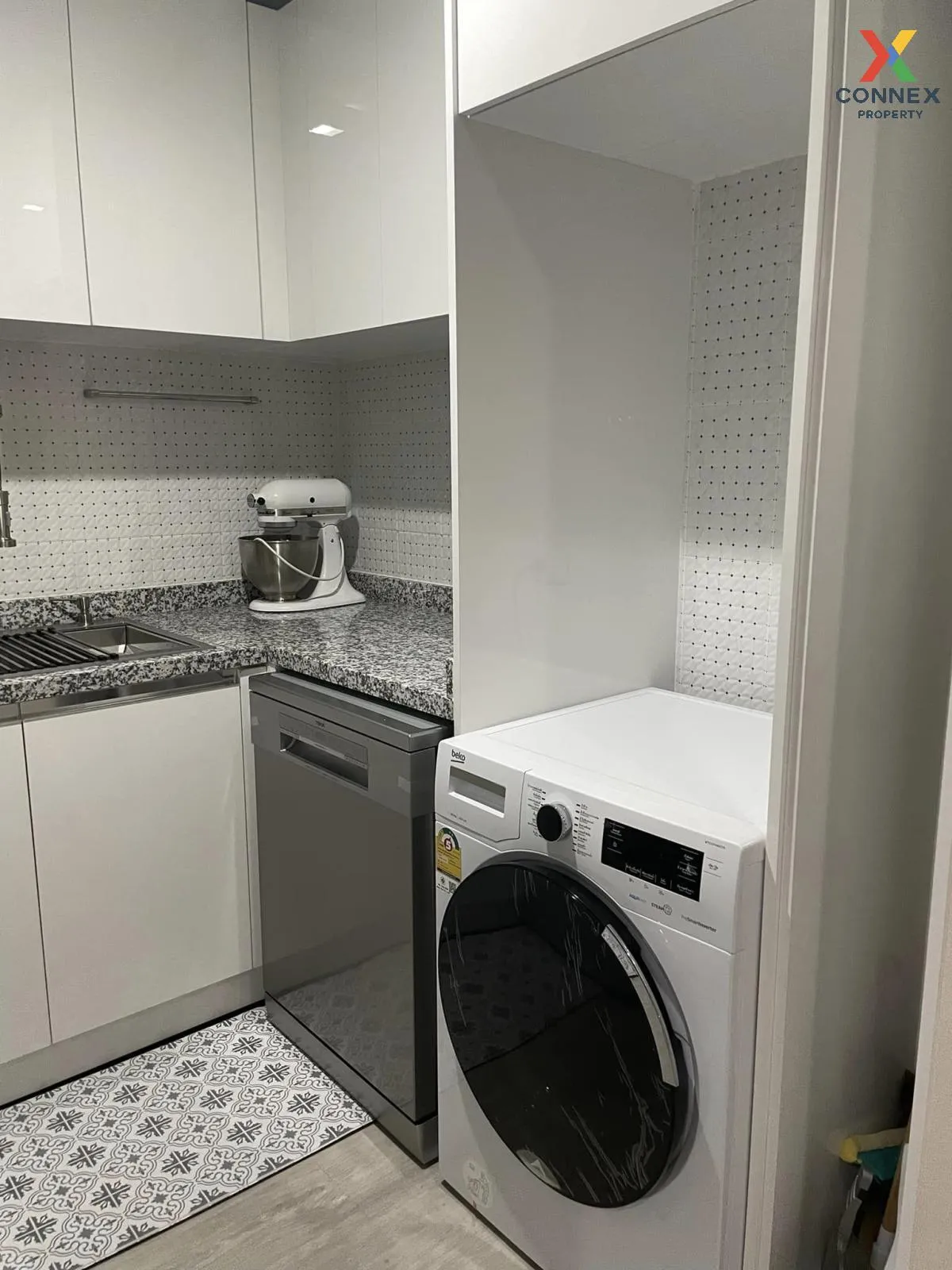 For Sale Condo , O2 Hip , Lumpini , Pathum Wan , Bangkok , CX-111