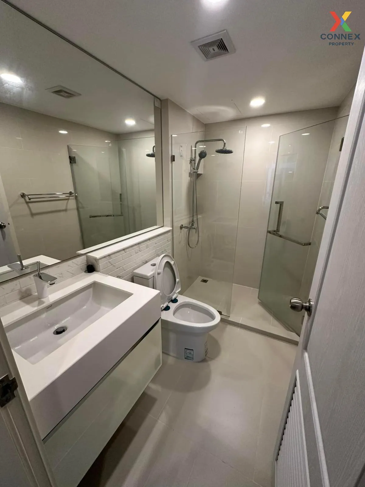 For Rent Condo , Chateau In Town Ratchayothin , Chankasem , Chatu