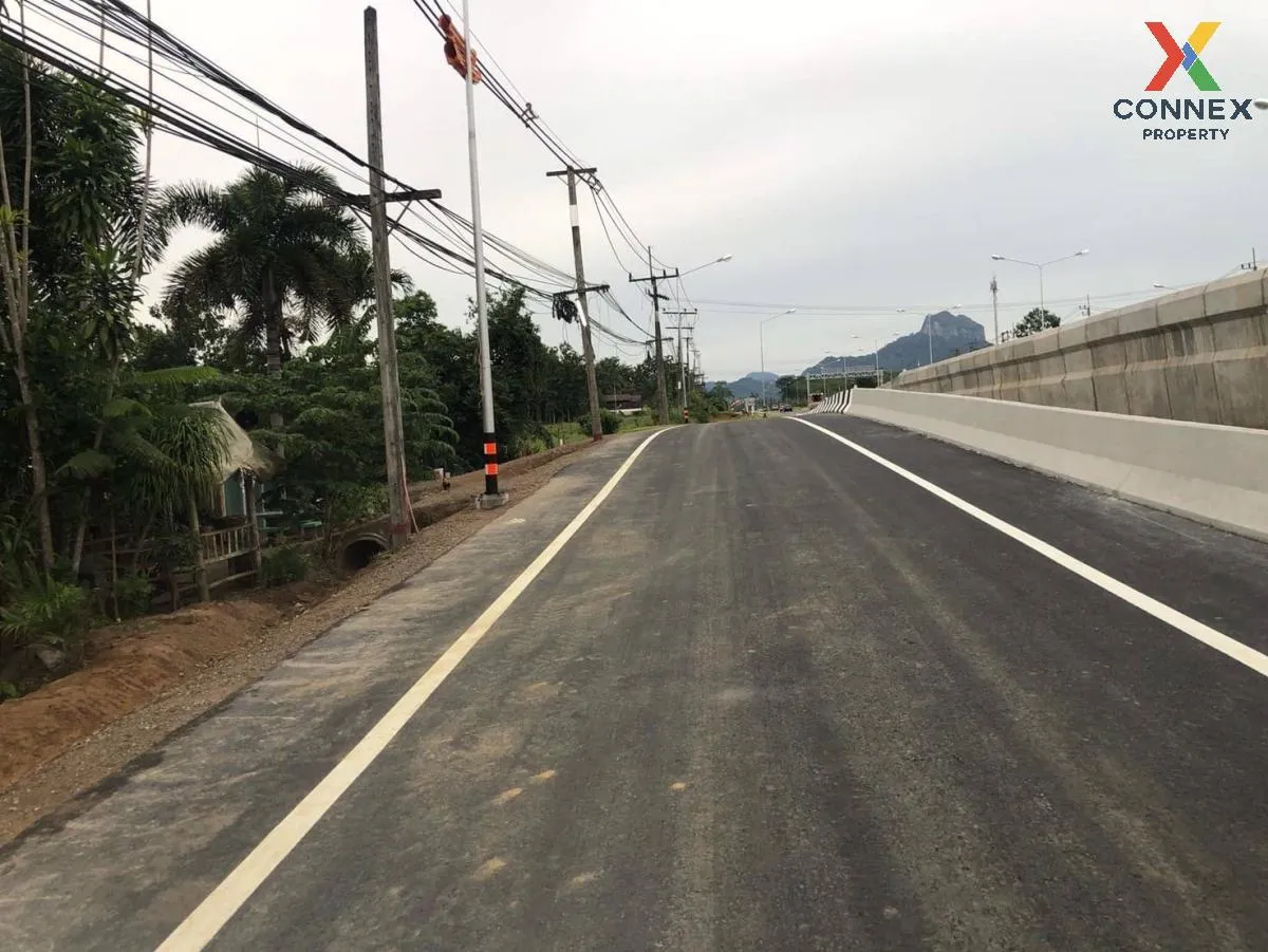 For Sale Land with buildings 14 rai Surat Thani , Phang Kan , Mue 3