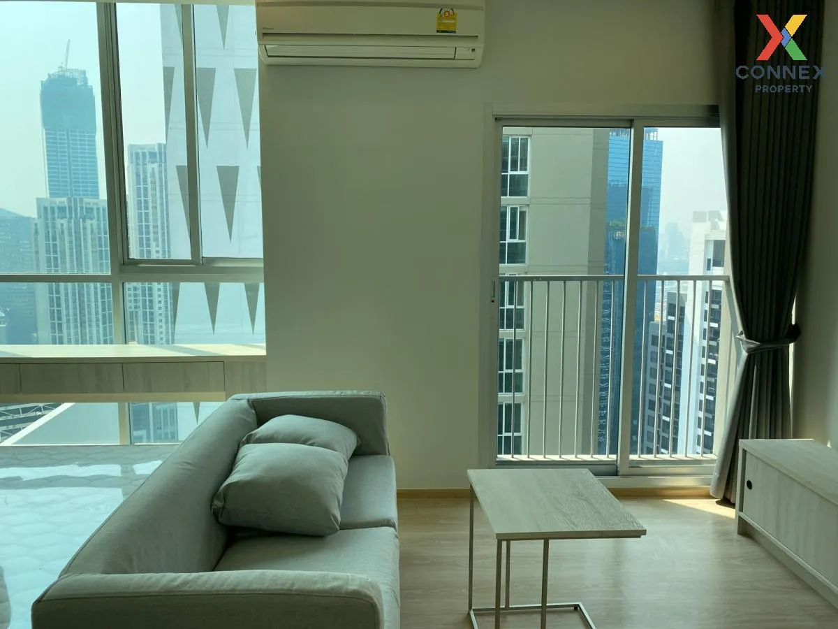 ขายคอนโด  โนเบิล รีวอลฟ์ รัชดา 1 ชั้นสูง ห้องมุม หน้ากว้าง MRT-ศู ขายคอนโด  โนเบิล รีวอลฟ์ รัชดา 1 ชั้นสูง ห้องมุม หน้ากว้าง MRT-ศู