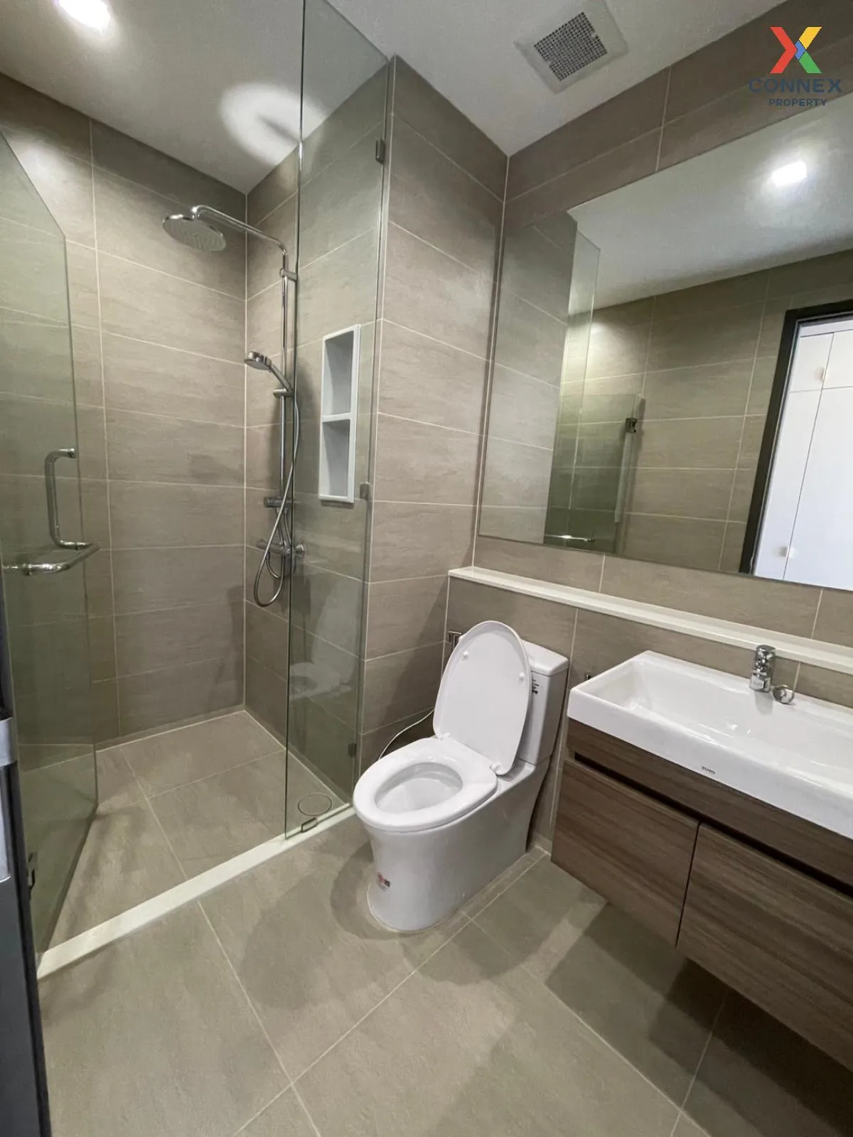 เช่าคอนโด  ริธึ่ม เจริญกรุง พาวิลเลี่ยน  วัดพระยาไกร เขต บางคอแหล