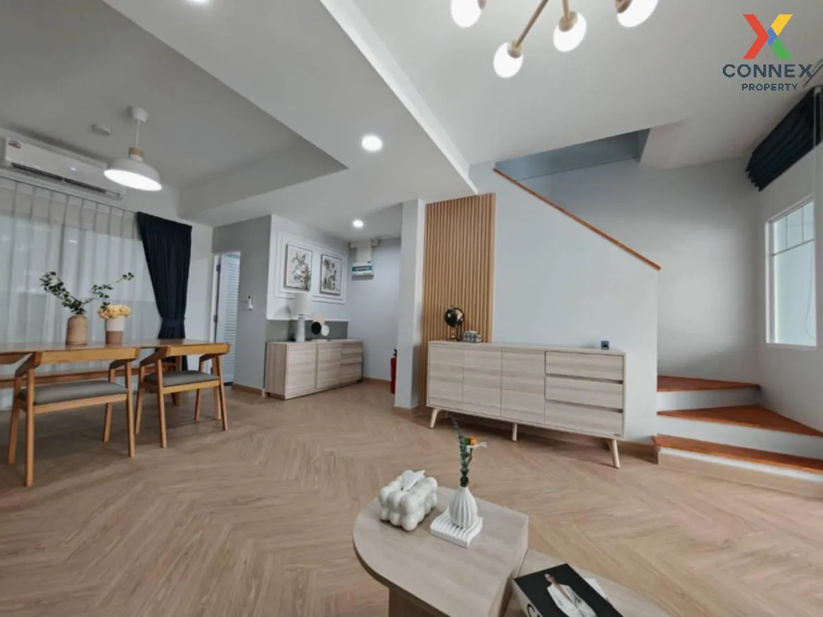 ขายทาวน์เฮ้าส์/ทาวน์โฮม  อินดี้ 2 ศรีนครินทร์ รีโนเวทใหม่ บางเมือ 4