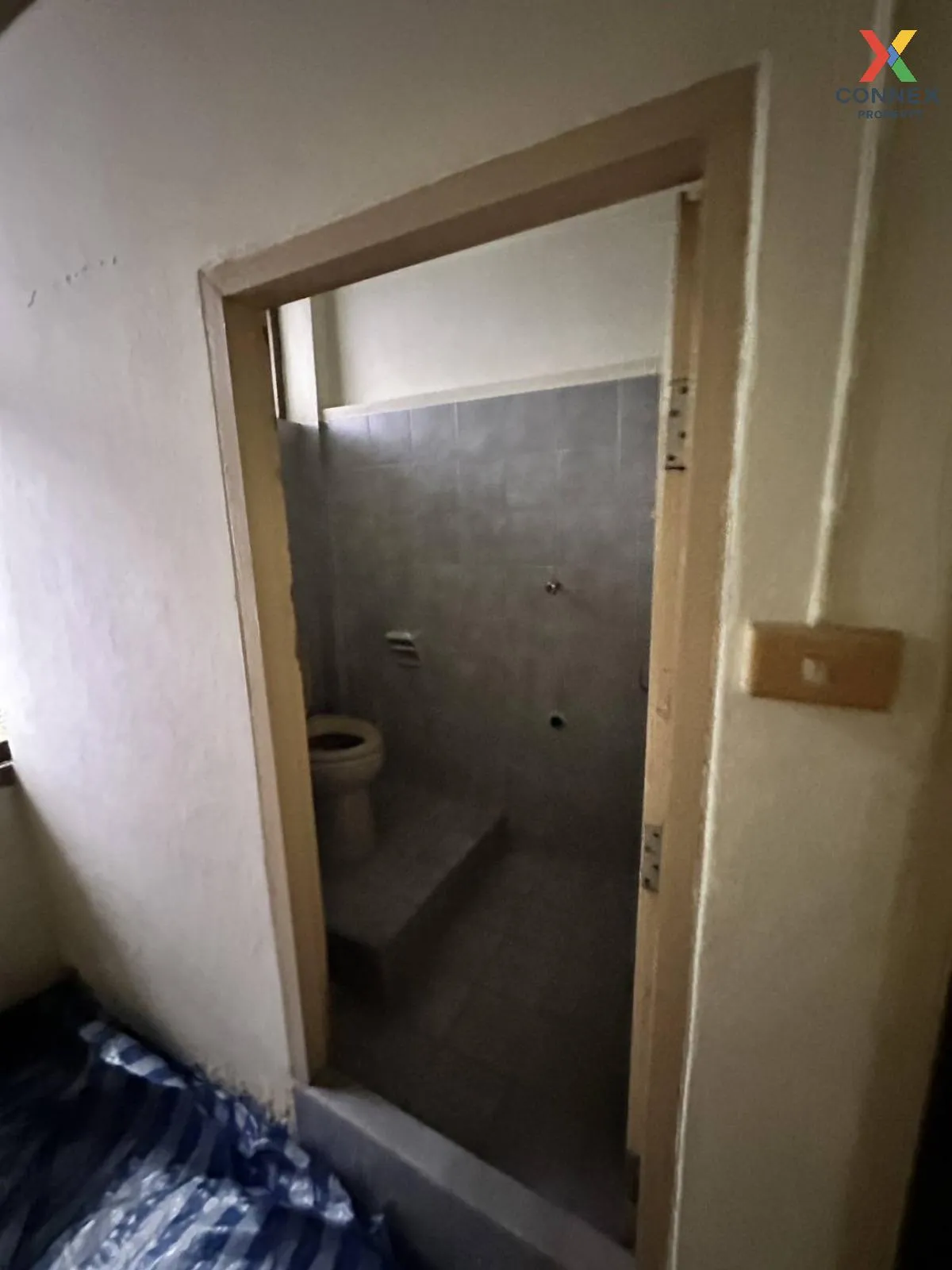 ขายขายอาคารพาณิชย์ 4ชั้น ติดรถไฟฟ้ารัชโยธิน 2คูหา  แขวงจันทรเกษม 