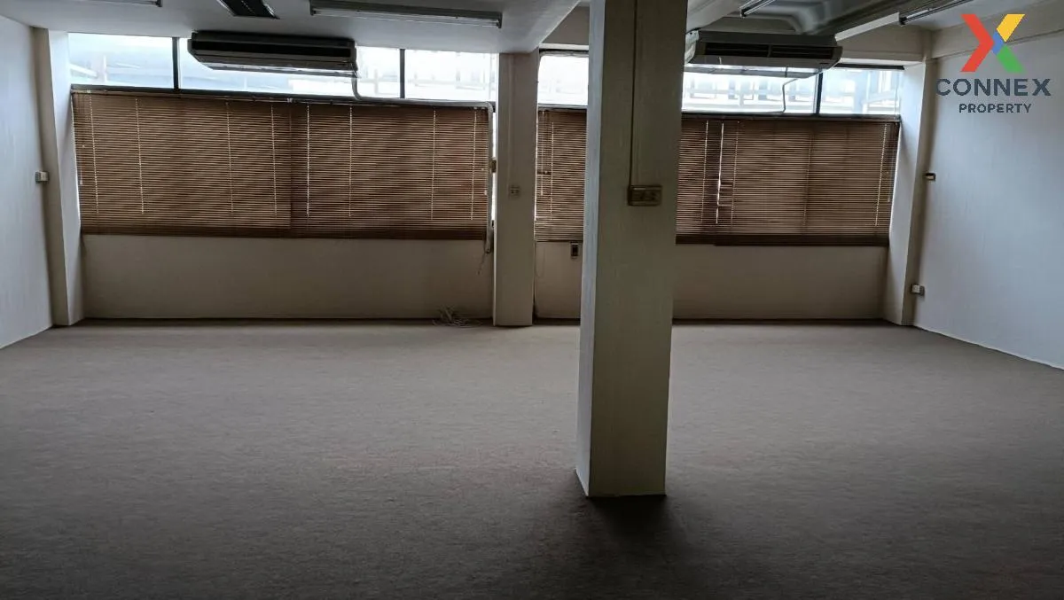 ขายขายอาคารพาณิชย์ 4ชั้น ติดรถไฟฟ้ารัชโยธิน 2คูหา  แขวงจันทรเกษม 