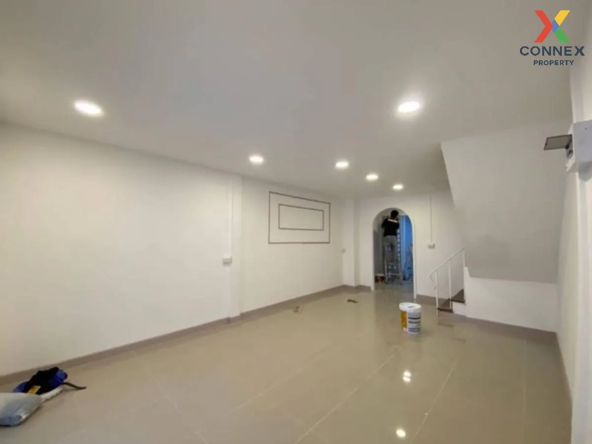 For Sale Townhouse/Townhome  , Sena Vila 91 , Pracha Thipat , Tha 2