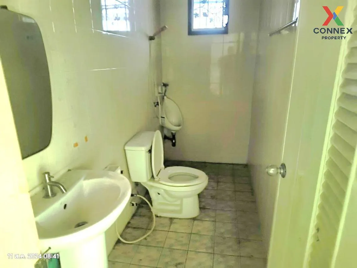 For Sale House , A.C. House 3 , Lat Sawai , Lam Luk Ka , Pathum T