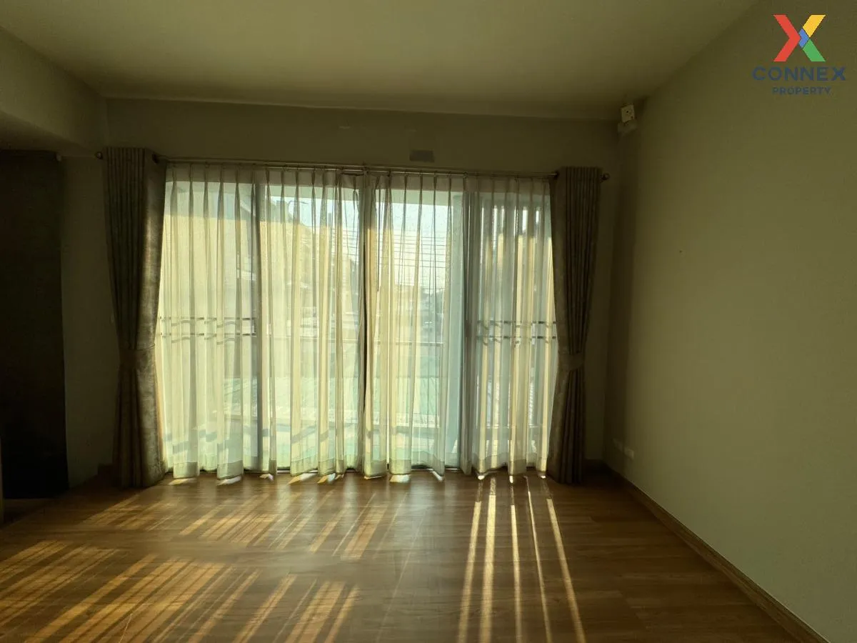 ขายทาวน์เฮ้าส์/ทาวน์โฮม  เฌอคูณ สาทร - ราชพฤกษ์ หน้ากว้าง ตลิ่งชั