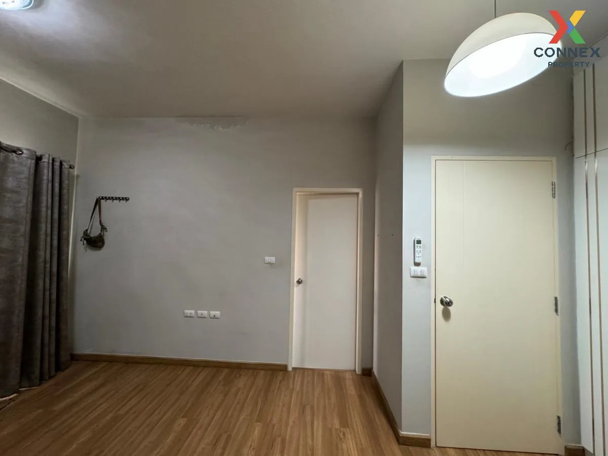 ขายทาวน์เฮ้าส์/ทาวน์โฮม  เฌอคูณ สาทร - ราชพฤกษ์ หน้ากว้าง ตลิ่งชั