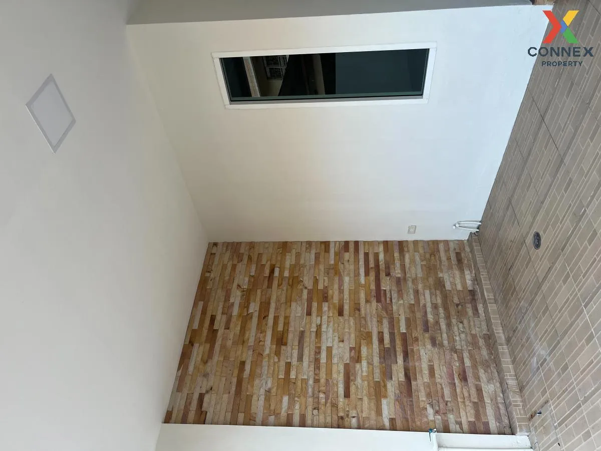 ขายทาวน์เฮ้าส์/ทาวน์โฮม  ซื่อตรงทาวน์โฮม บางบัวทอง เฟส 1-3 รีโนเว