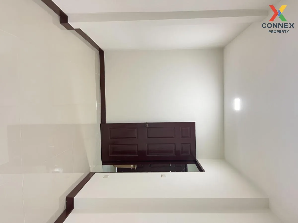 ขายทาวน์เฮ้าส์/ทาวน์โฮม  ซื่อตรงทาวน์โฮม บางบัวทอง เฟส 1-3 รีโนเว