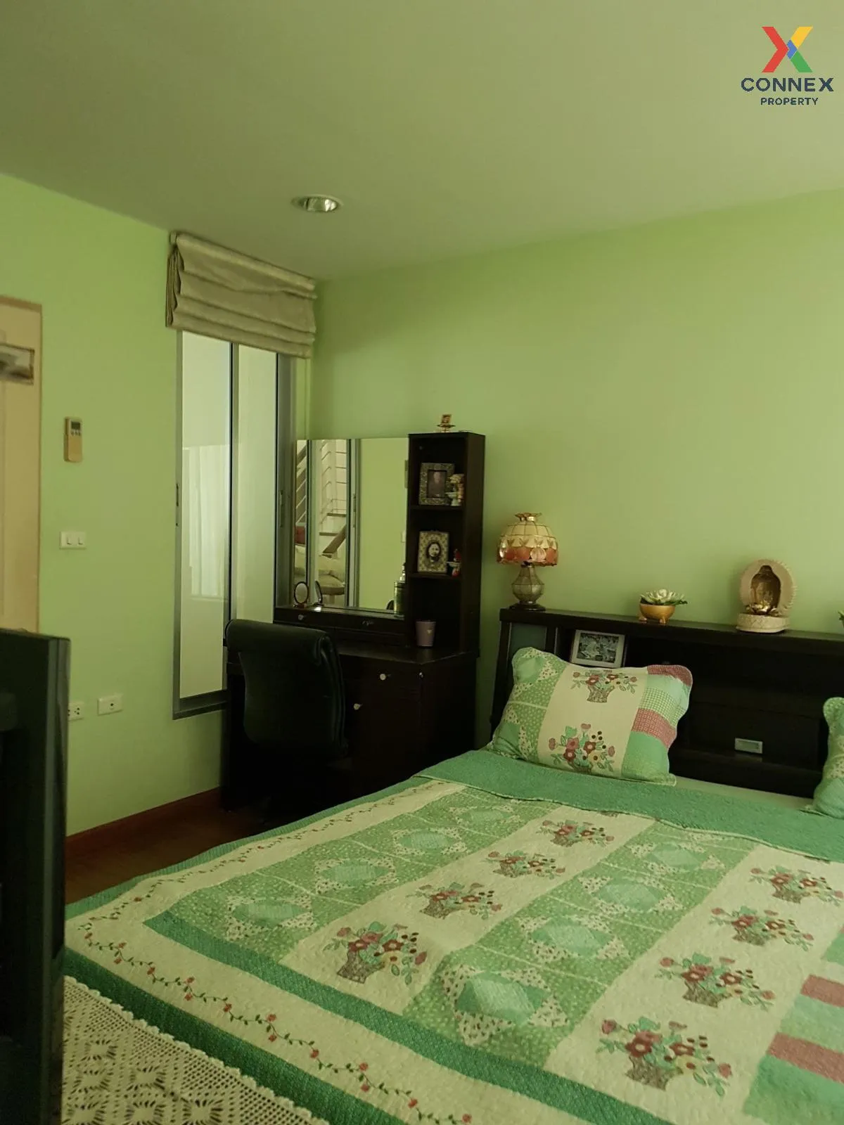 For Sale Townhouse/Townhome  , Baan Klang Muang British Town Srin