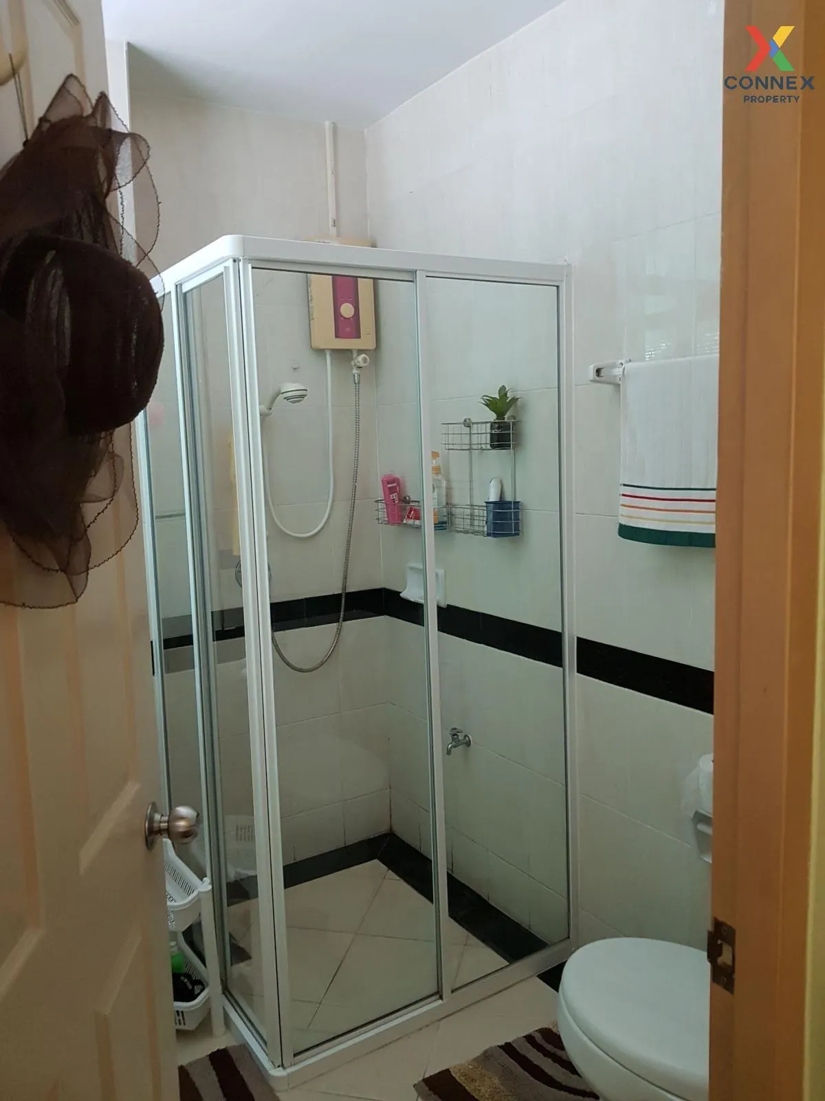 For Sale Townhouse/Townhome  , Baan Klang Muang British Town Srin