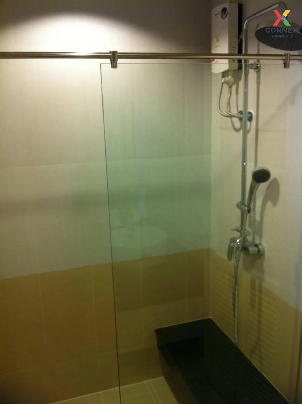 ขายคอนโด  สุขุมวิท ลิฟวิ่ง ทาวน์ MRT-เพชรบุรี คลองเตยเหนือ เขต วั