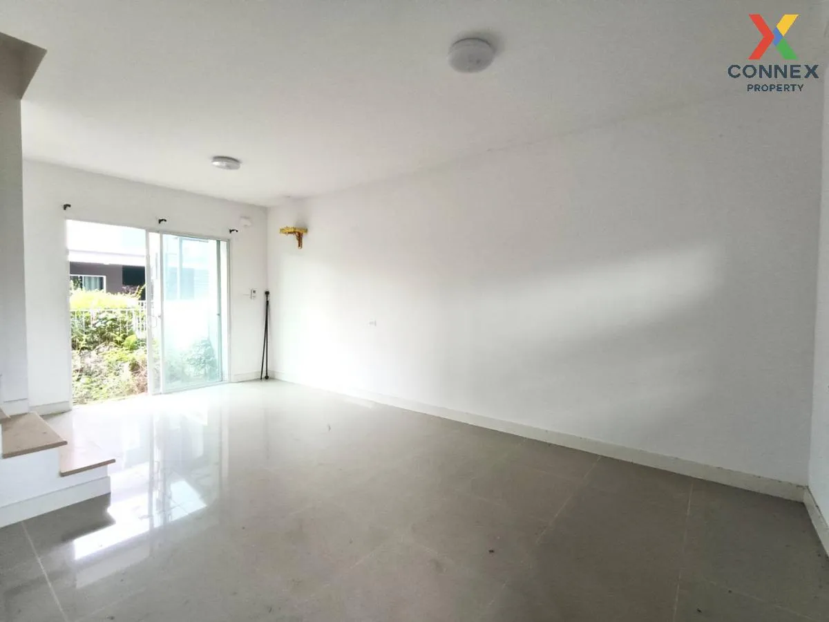 For Sale Townhouse/Townhome  , Baan Fah Greenpark Time Lam Luk Ka