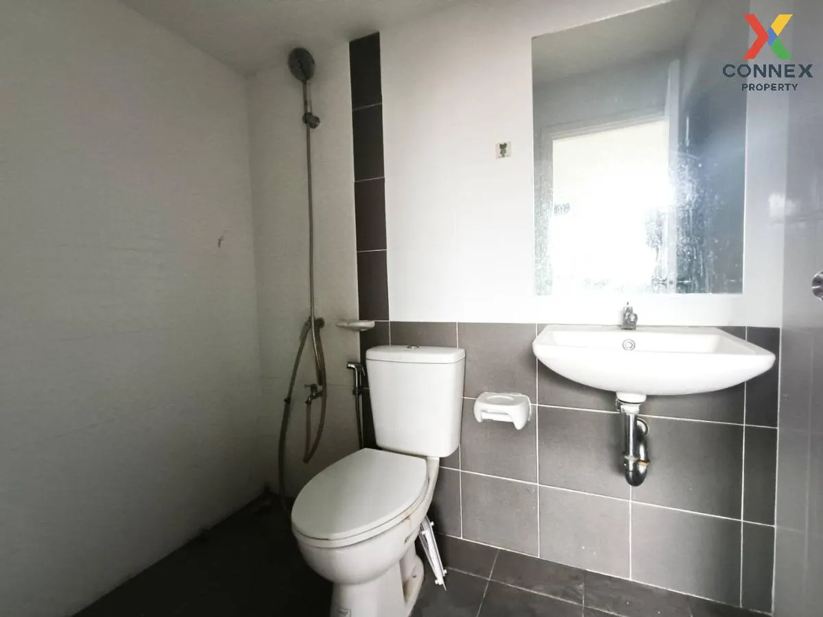 For Sale Townhouse/Townhome  , Baan Fah Greenpark Time Lam Luk Ka