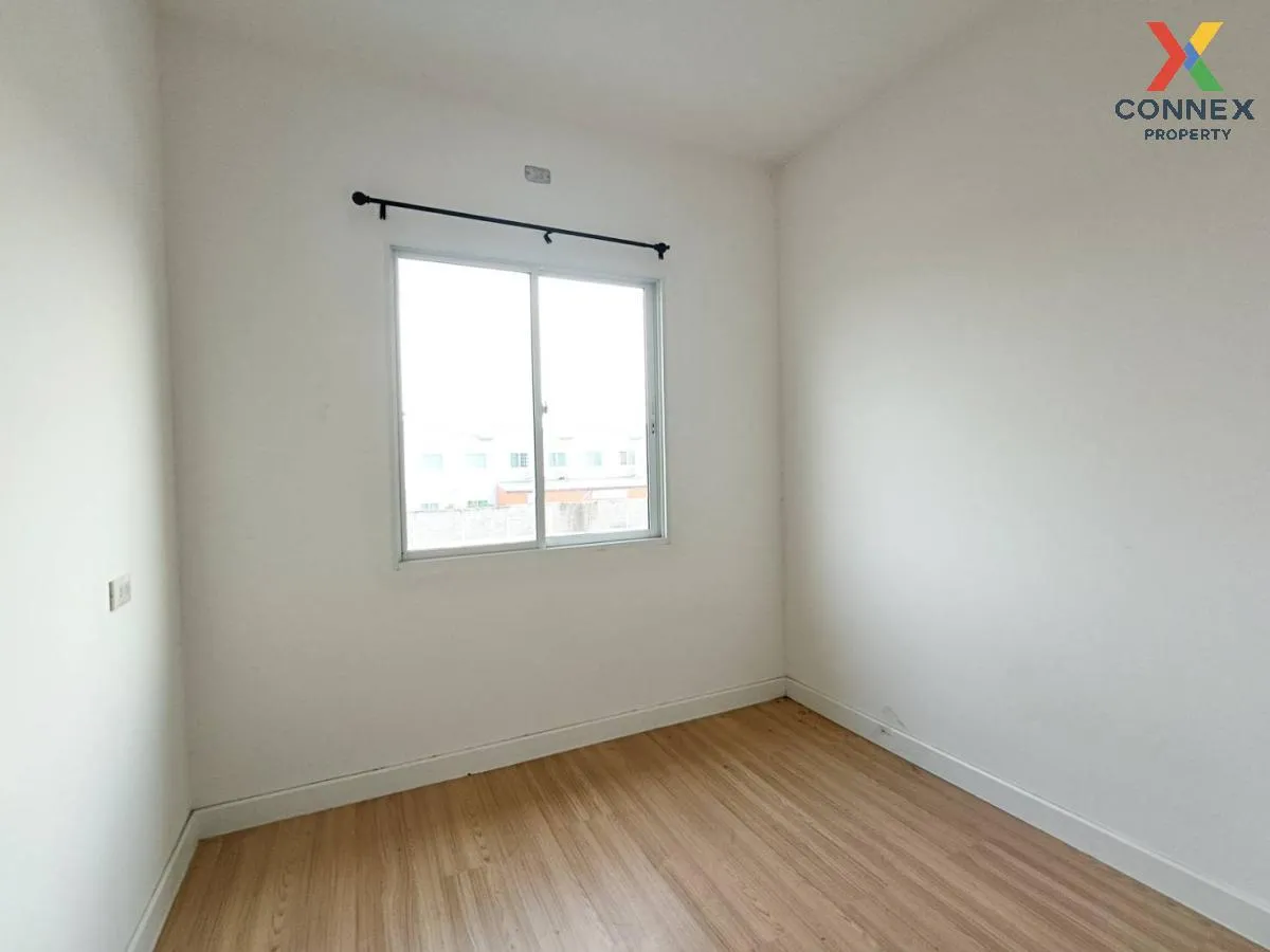 For Sale Townhouse/Townhome  , Baan Fah Greenpark Time Lam Luk Ka