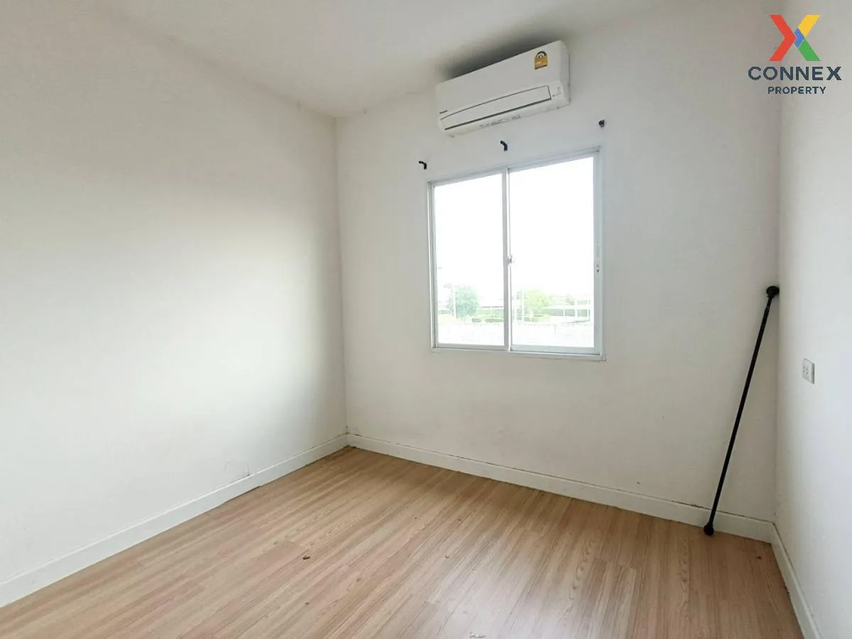 For Sale Townhouse/Townhome  , Baan Fah Greenpark Time Lam Luk Ka