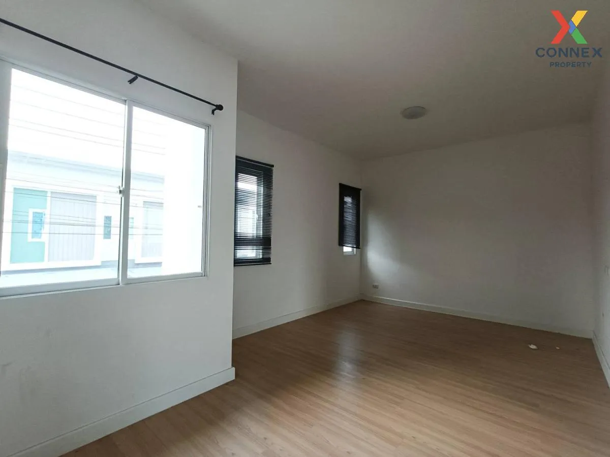 For Sale Townhouse/Townhome  , Baan Fah Greenpark Time Lam Luk Ka