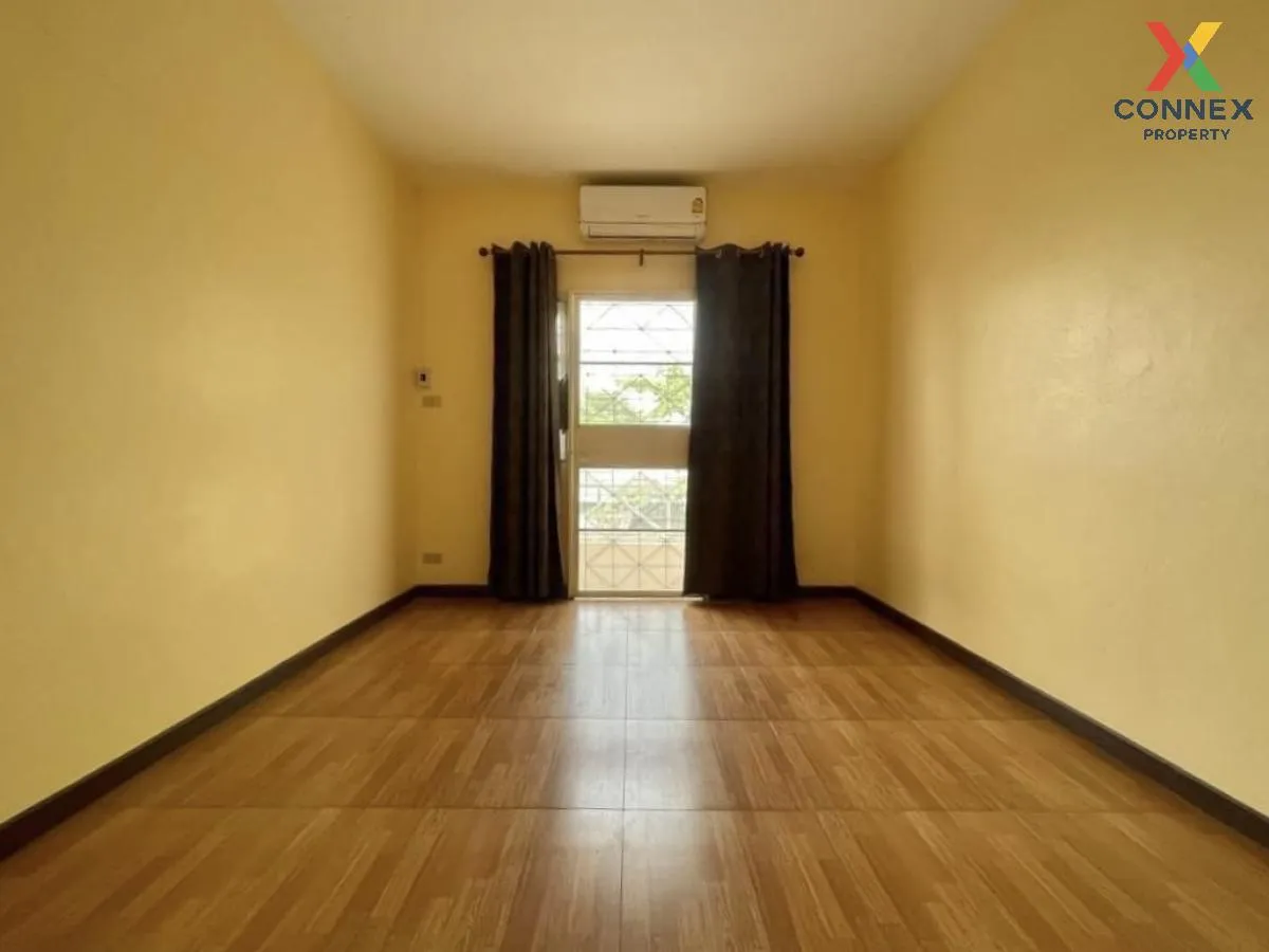 ขายทาวน์เฮ้าส์/ทาวน์โฮม  บ้านสุธาวี คลัสเตอร์เฮ้าส์ บางพลีใหญ่ บา 4