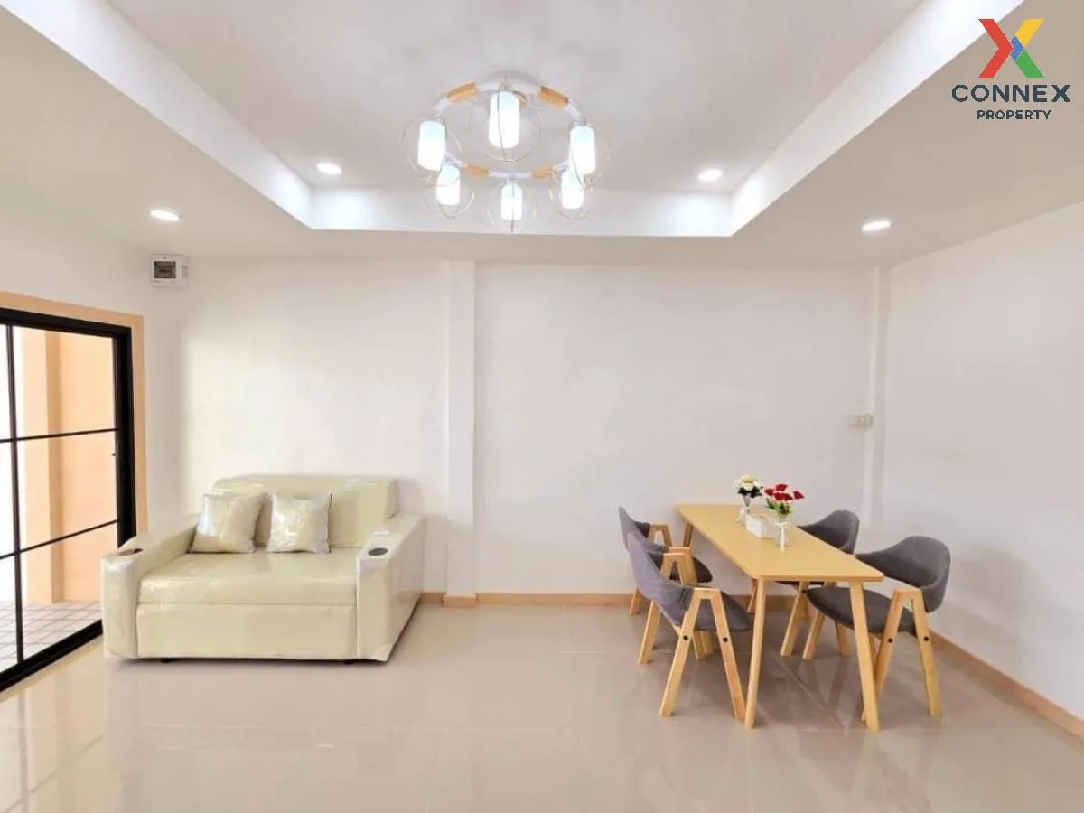 ขายทาวน์เฮ้าส์/ทาวน์โฮม  บ้านตะวันงาม รีโนเวทใหม่ บางใหญ่ บางใหญ่