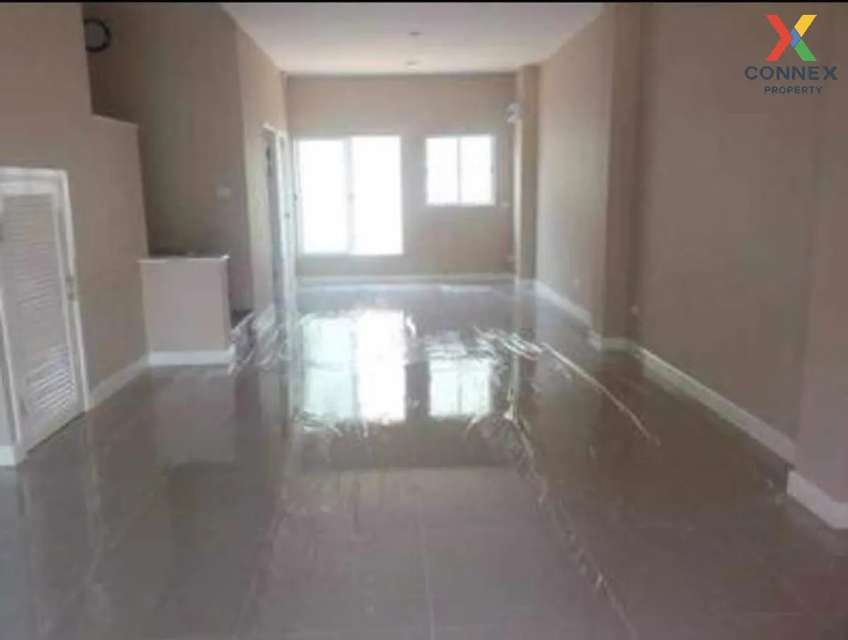 ขายทาวน์เฮ้าส์/ทาวน์โฮม  นลิน อเวนิว 2 รามคำแหง สะพานสูง เขต สะพา 4