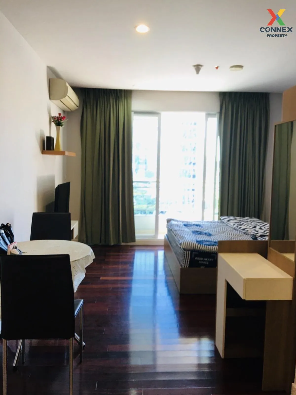 ขายคอนโด  เซอร์เคิล คอนโดมิเนียม MRT-เพชรบุรี ถนนเพชรบุรี เขต ราช