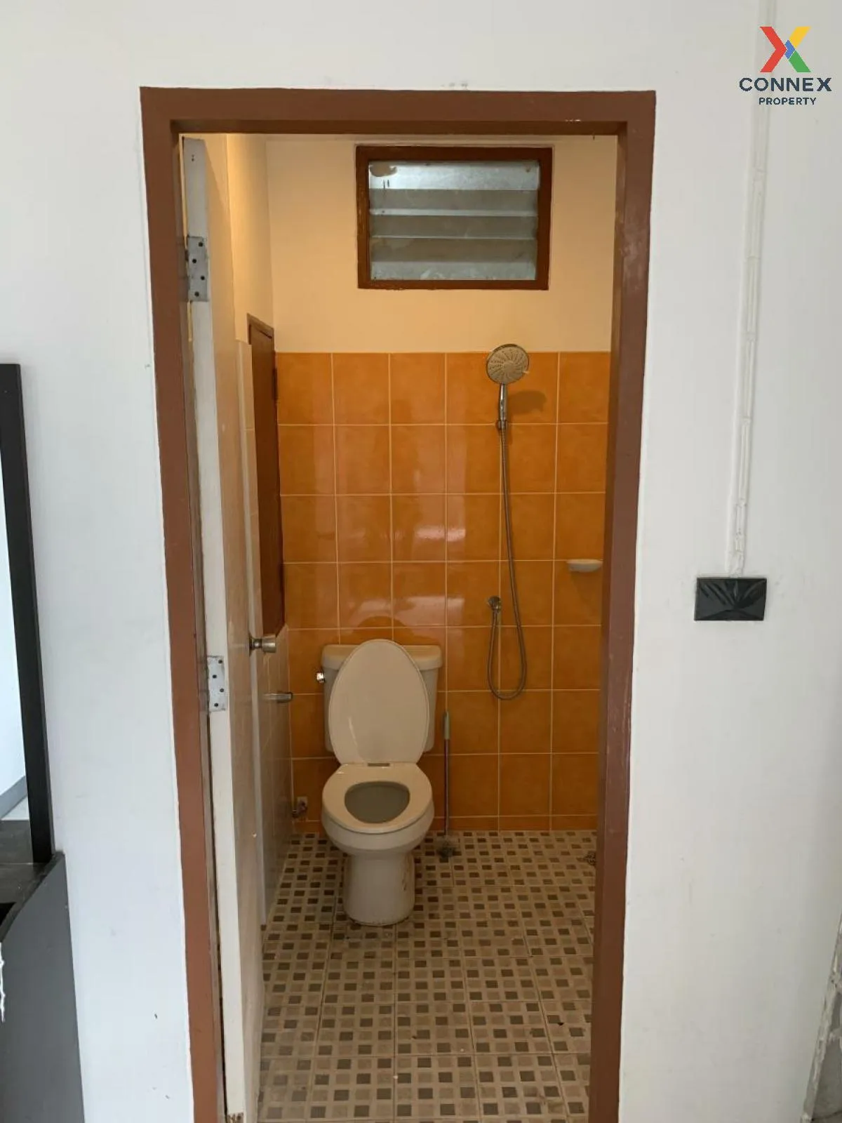 ขายคอนโด  เรสซิเดนซี่ ไฮทส์ คอนโดมิเนียม ชั้นสูง ห้องมุม MRT-สุทธ