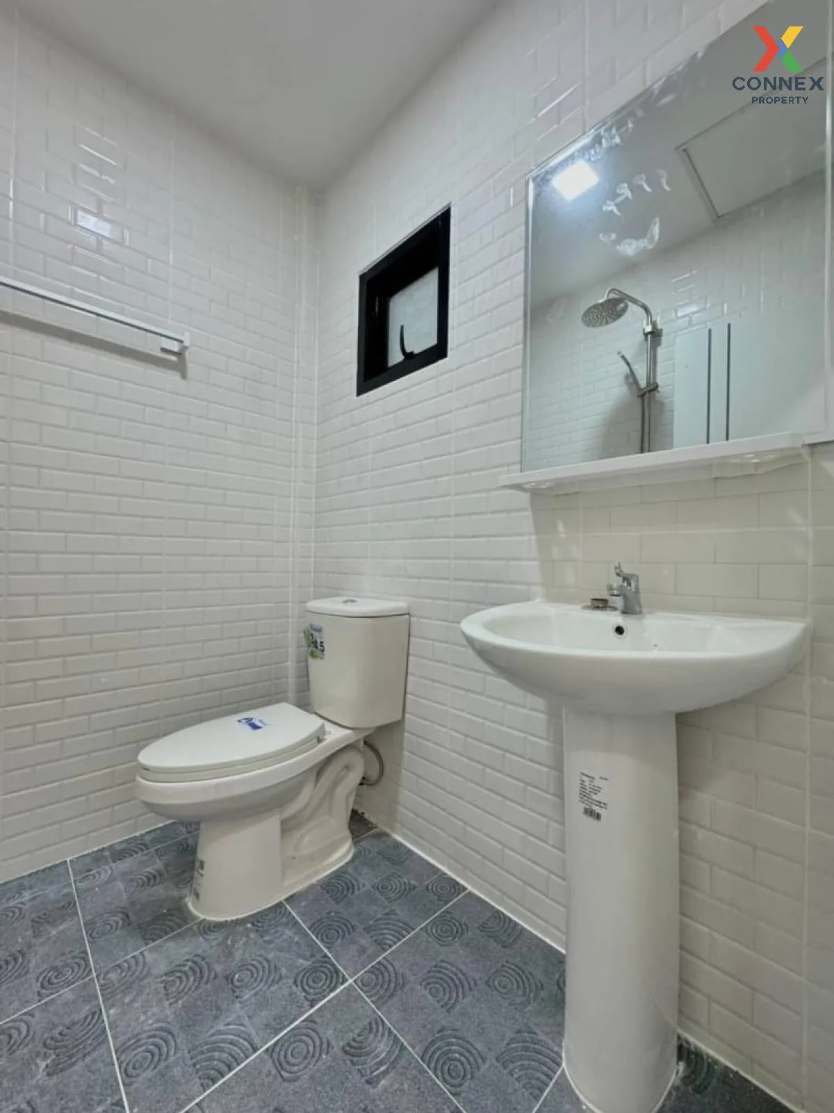 ขายทาวน์เฮ้าส์/ทาวน์โฮม  บ้านบัวทอง 4 บ้านกล้วย-ไทรน้อย รีโนเวทให