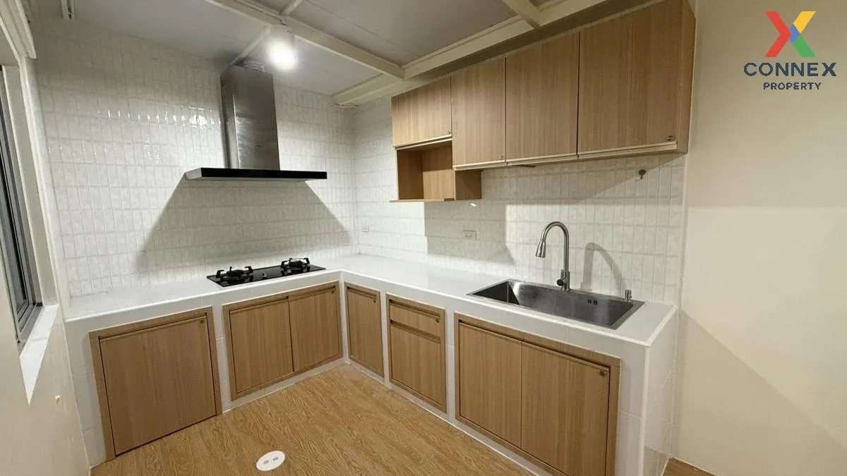 For Sale Townhouse/Townhome  , Baan Pruksa 109 Pratunam Phra - In For Sale Townhouse/Townhome  , Baan Pruksa 109 Pratunam Phra - In