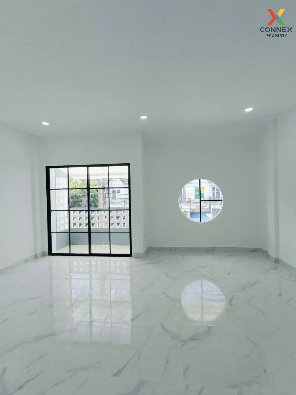 For Sale Townhouse/Townhome  , Baan Benjapruek Khlong 5 , newly r