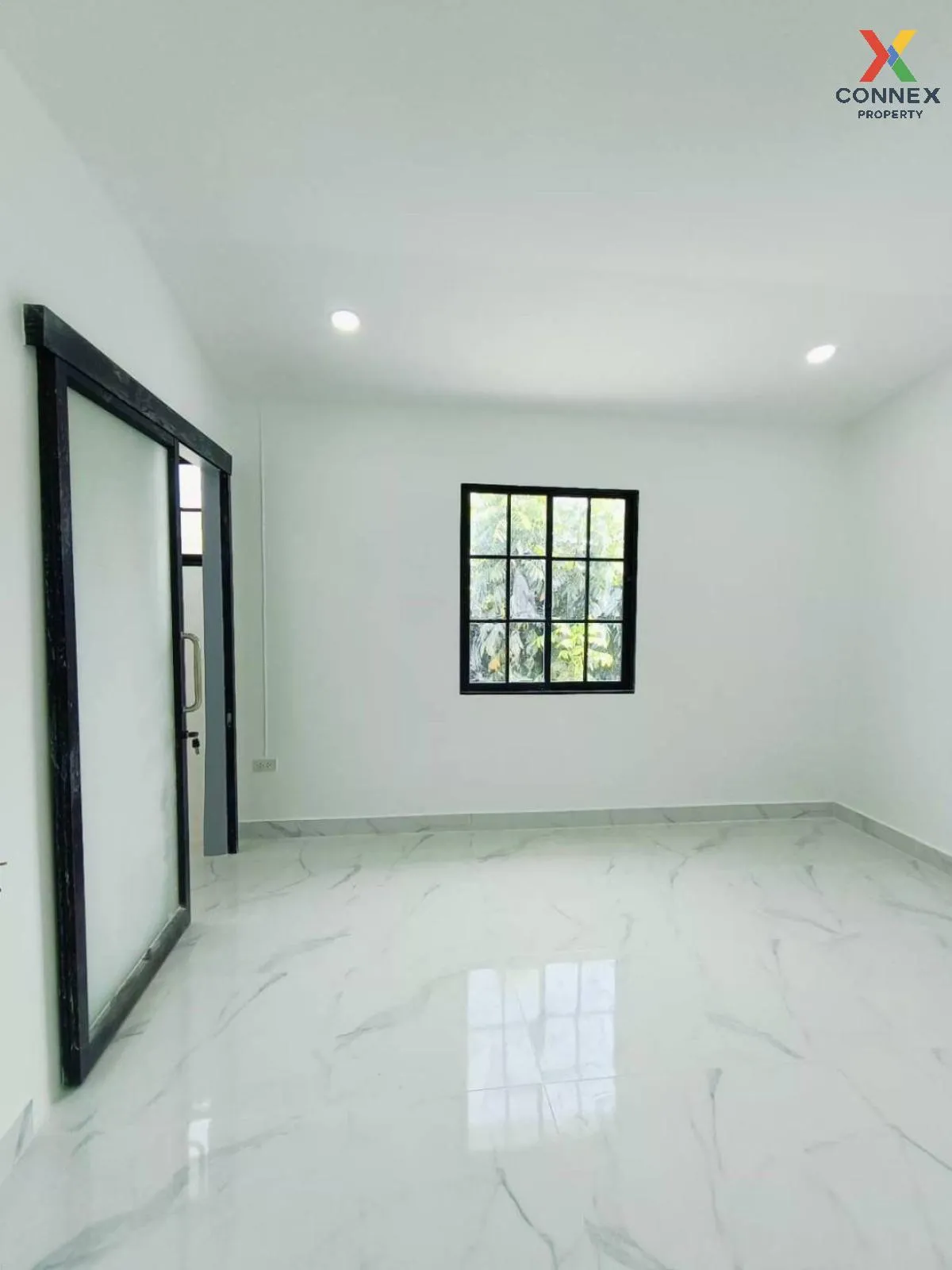 For Sale Townhouse/Townhome  , Baan Benjapruek Khlong 5 , newly r