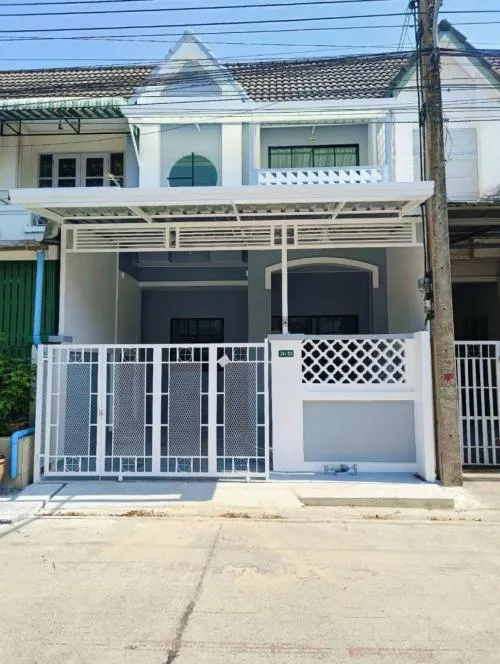 For Sale Townhouse/Townhome  , Baan Benjapruek Khlong 5 , newly renovated , Khlong Ha , khlong Luang , Pathum Thani , CX-112421
