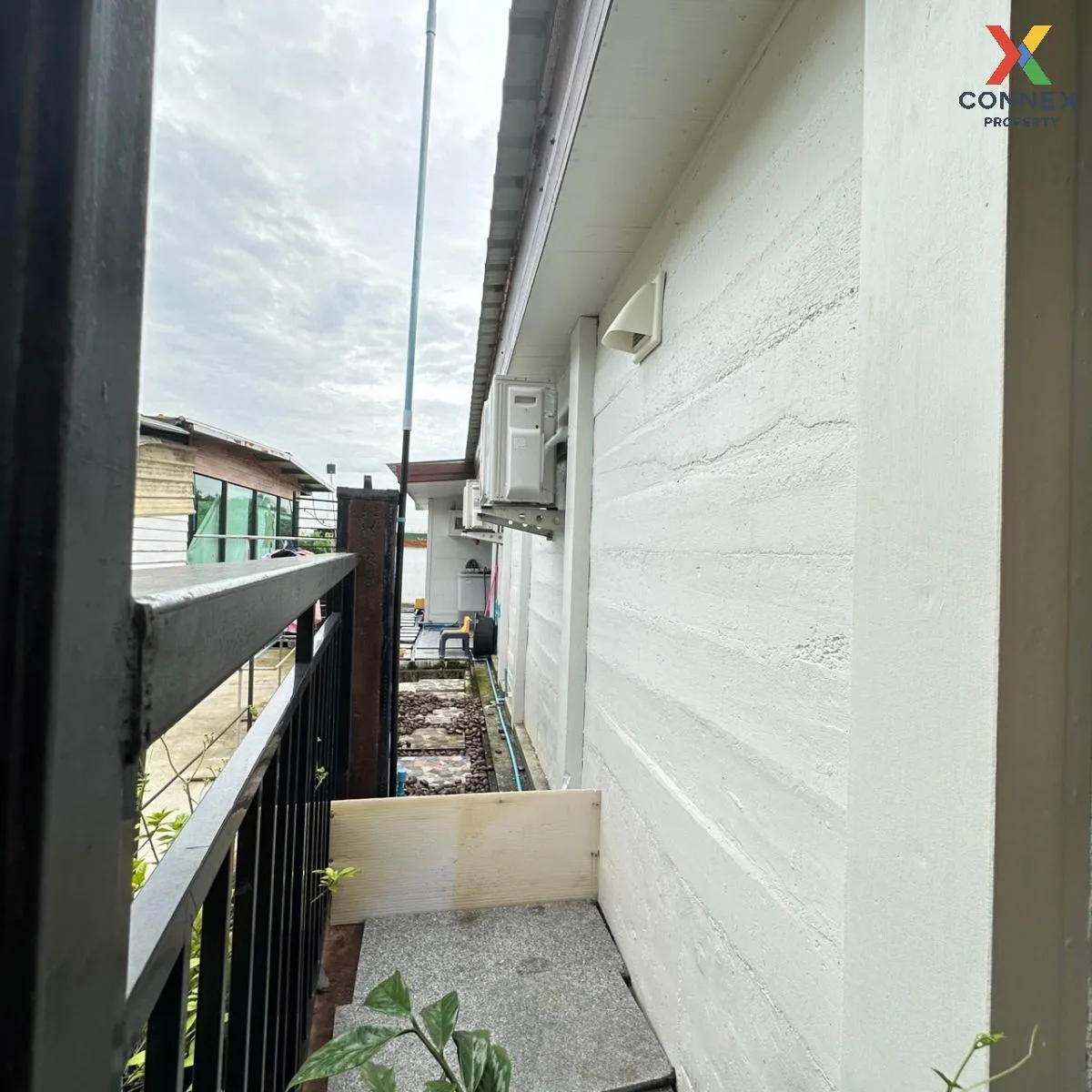 ขายที่ดินพร้อมสิ่งปลูกสร้าง บ้านเกาะ เมืองสมุทรสาคร สมุทรสาคร CX-