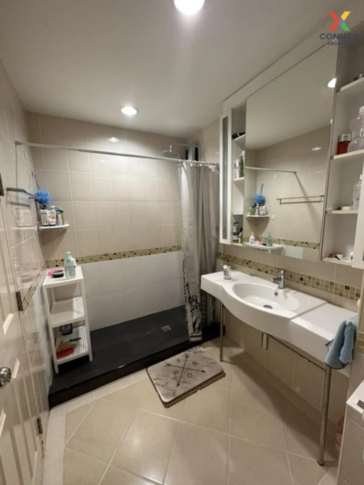 ขายคอนโด  ไลฟ์ แอท บีทีเอส ท่าพระ BTS-ตลาดพลู บุคคโล เขต ธนบุรี ก