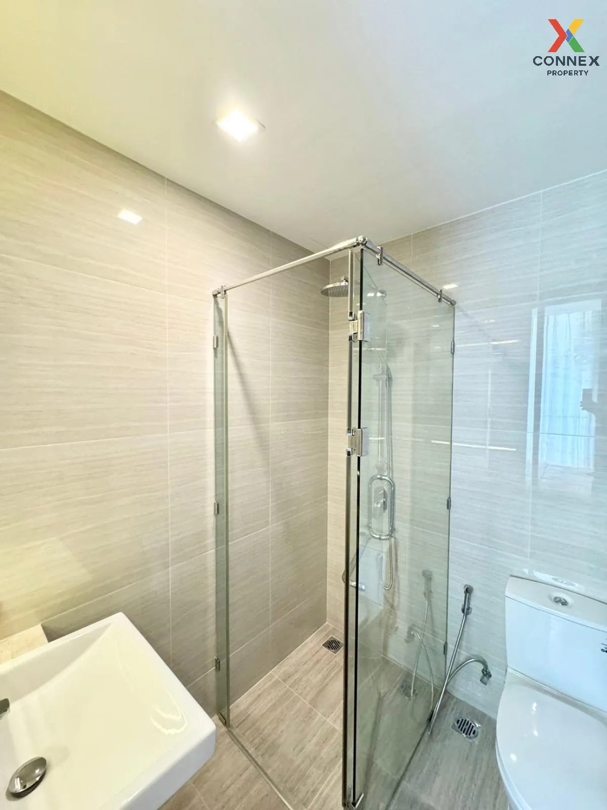 เช่าคอนโด  โนเบิล บี 33 BTS-พร้อมพงษ์ คลองเตยเหนือ เขต วัฒนา กรุง