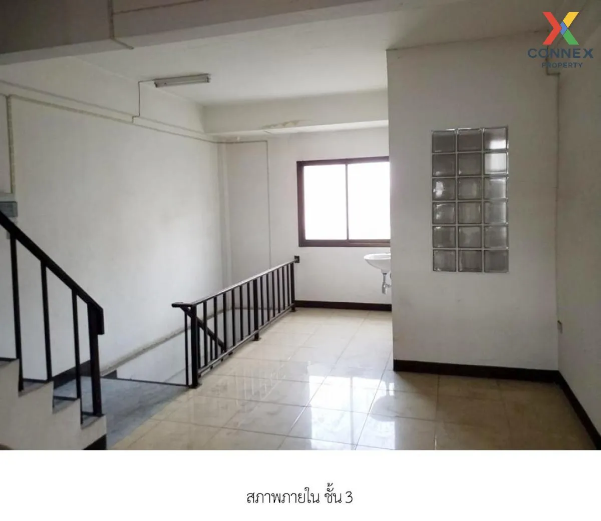 For Sale For sale: 2 commercial buildings, 4.5 floors,  Phahon Yo For Sale For sale: 2 commercial buildings, 4.5 floors,  Phahon Yo