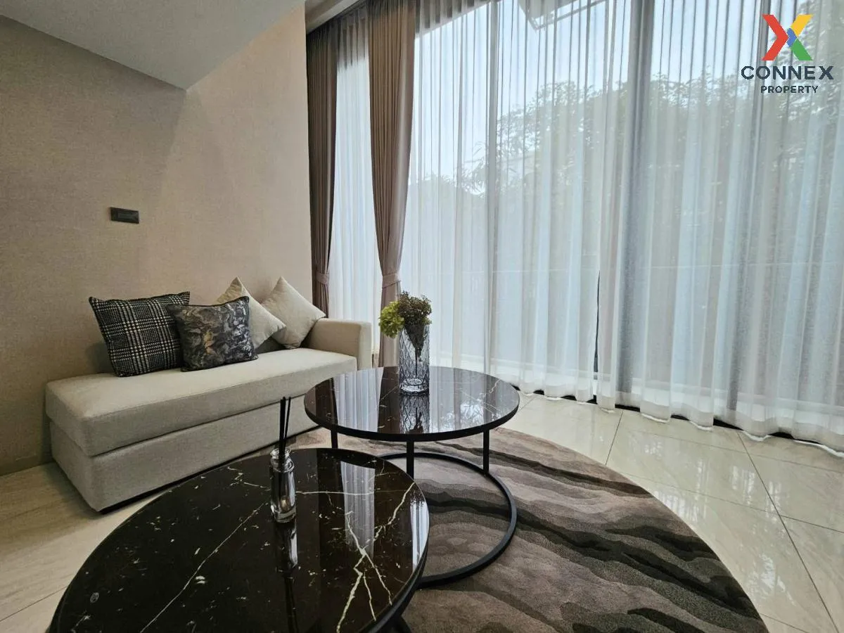 For Sale Condo , Walden Asoke , Duplex , wide frontage , newly re 2