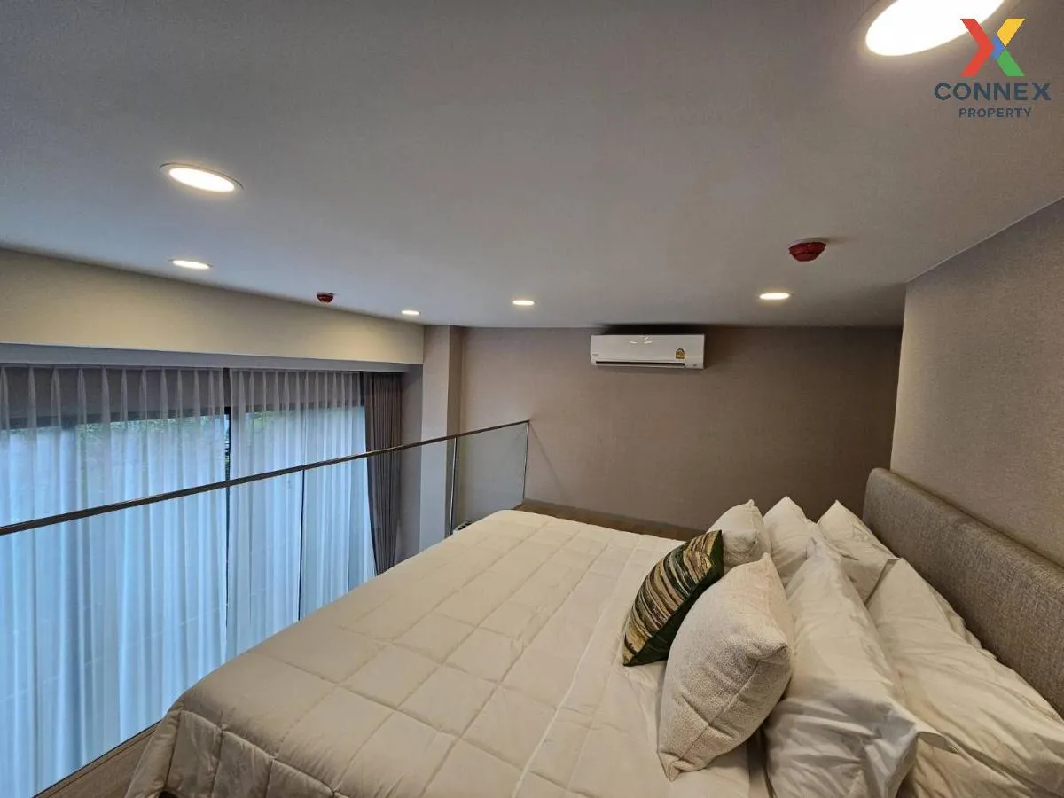 For Sale Condo , Walden Asoke , Duplex , wide frontage , newly re 4