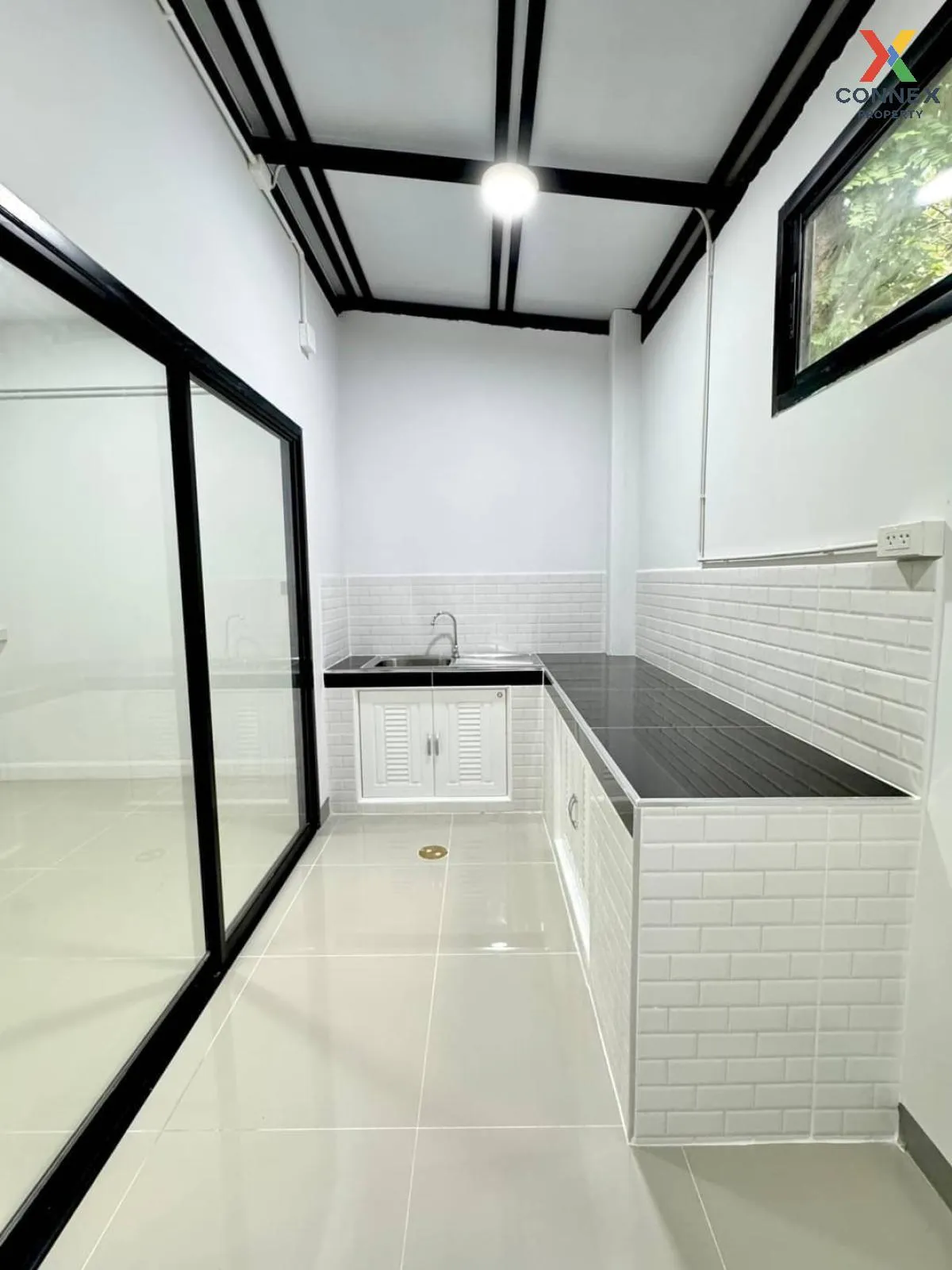 ขายทาวน์เฮ้าส์/ทาวน์โฮม  บัวทองธานี ห้องมุม บางบัวทอง บางบัวทอง น