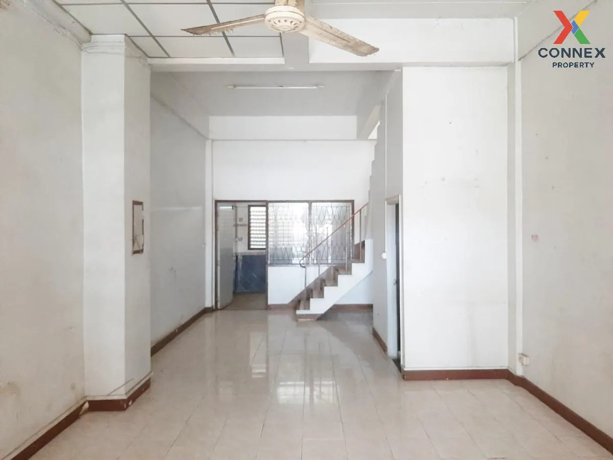 commercial building in front of Chatchai fresh market, Nava Nakor 4