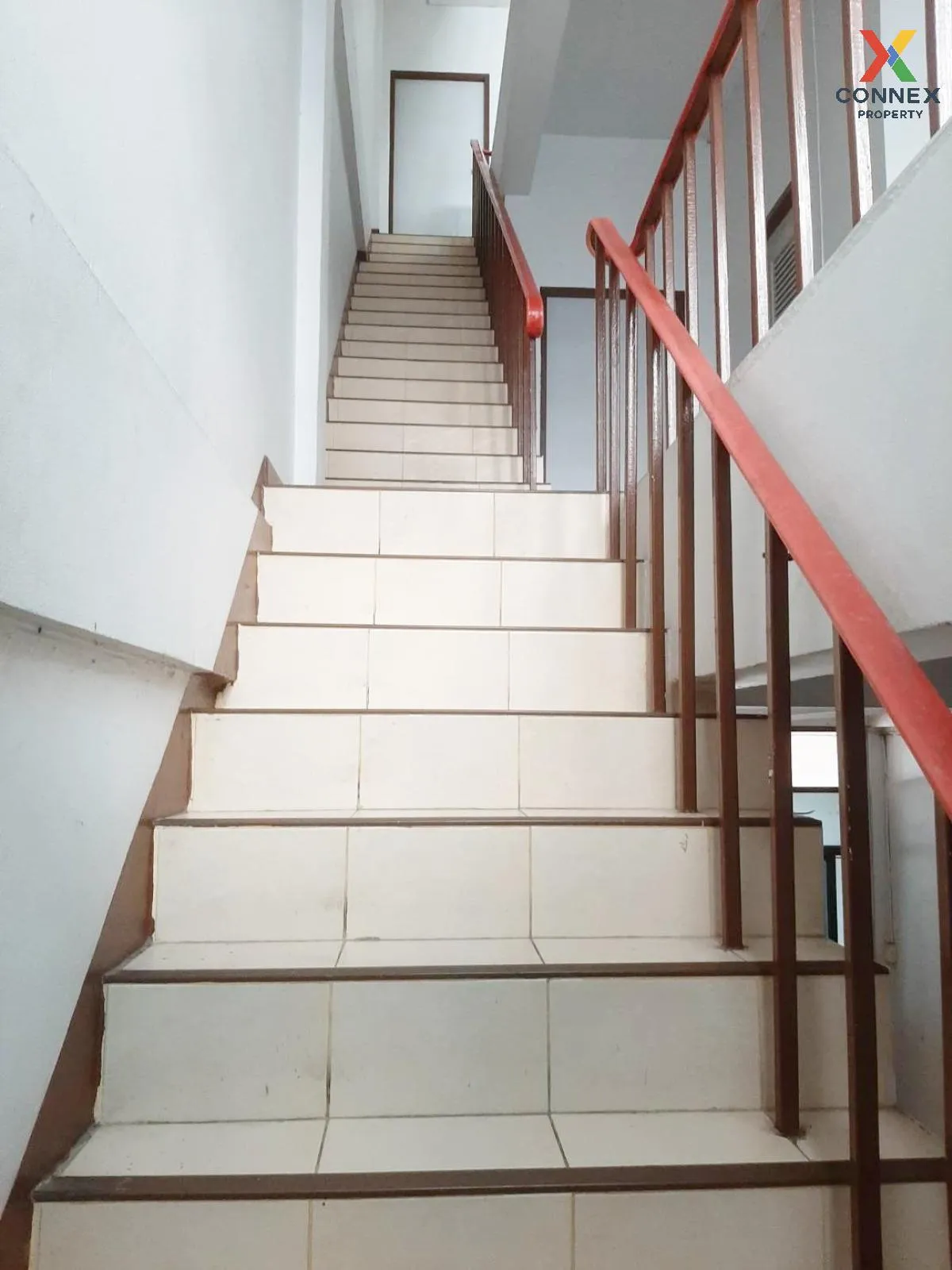 commercial building in front of Chatchai fresh market, Nava Nakor