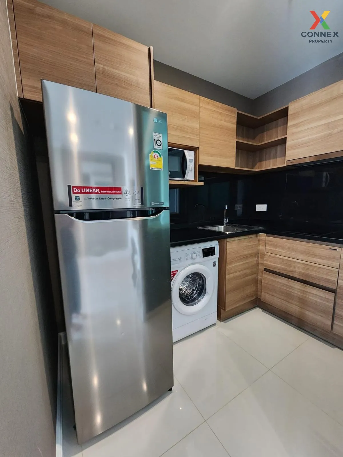 For Sale Condo , The Metropolis Samrong Interchange , high floor  For Sale Condo , The Metropolis Samrong Interchange , high floor  4