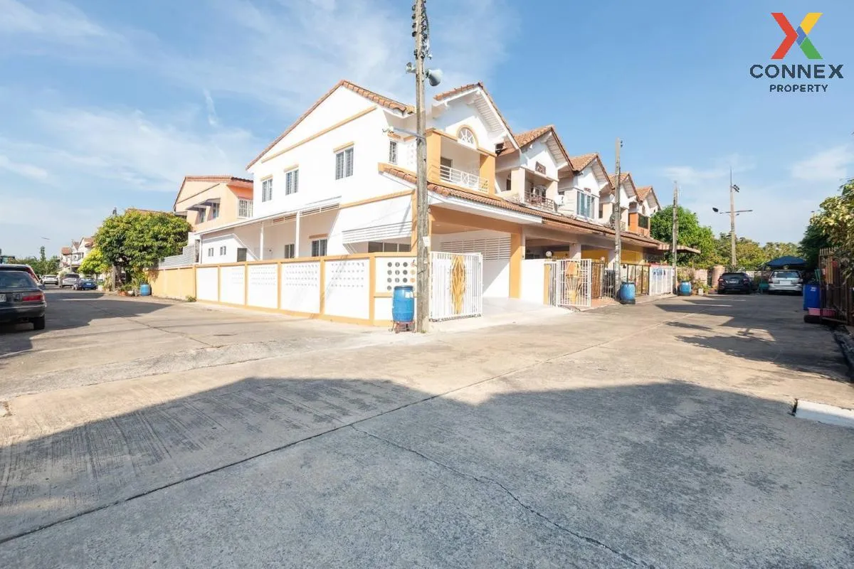 ขายทาวน์เฮ้าส์/ทาวน์โฮม  หมู่บ้านซื่อตรง รังสิต คลอง 3 ห้องมุม หน 2