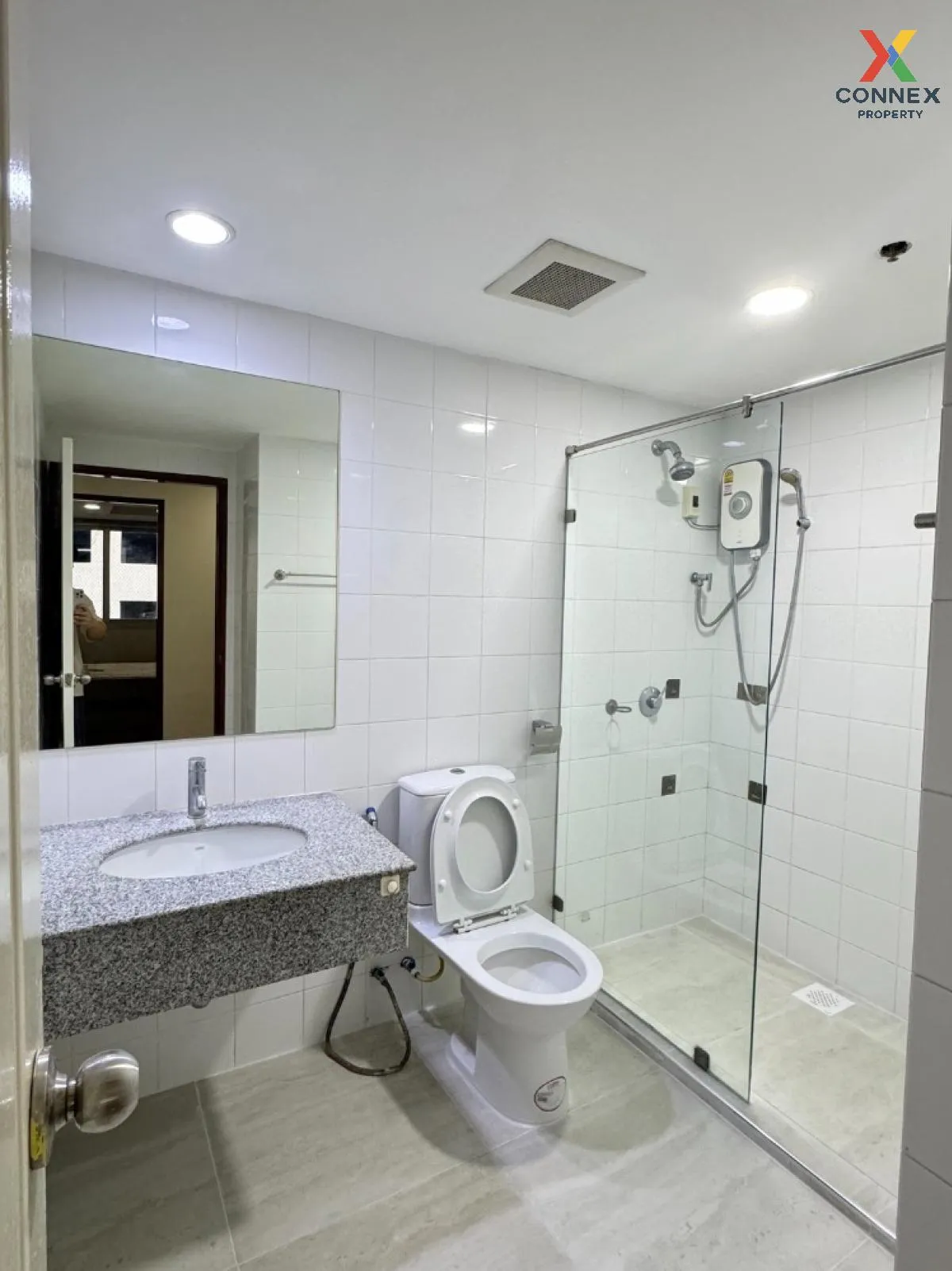 ขายคอนโด  เดอะ มาสเตอร์ สาทร เอ็กเซ็คคลูทีฟ BTS-กรุงธนบุรี คลองต้