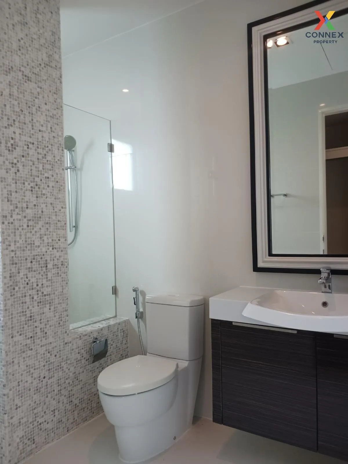 For Sale House , Narasiri Topiary , Nawamin , Bung Kum , Bangkok  For Sale House , Narasiri Topiary , Nawamin , Bung Kum , Bangkok